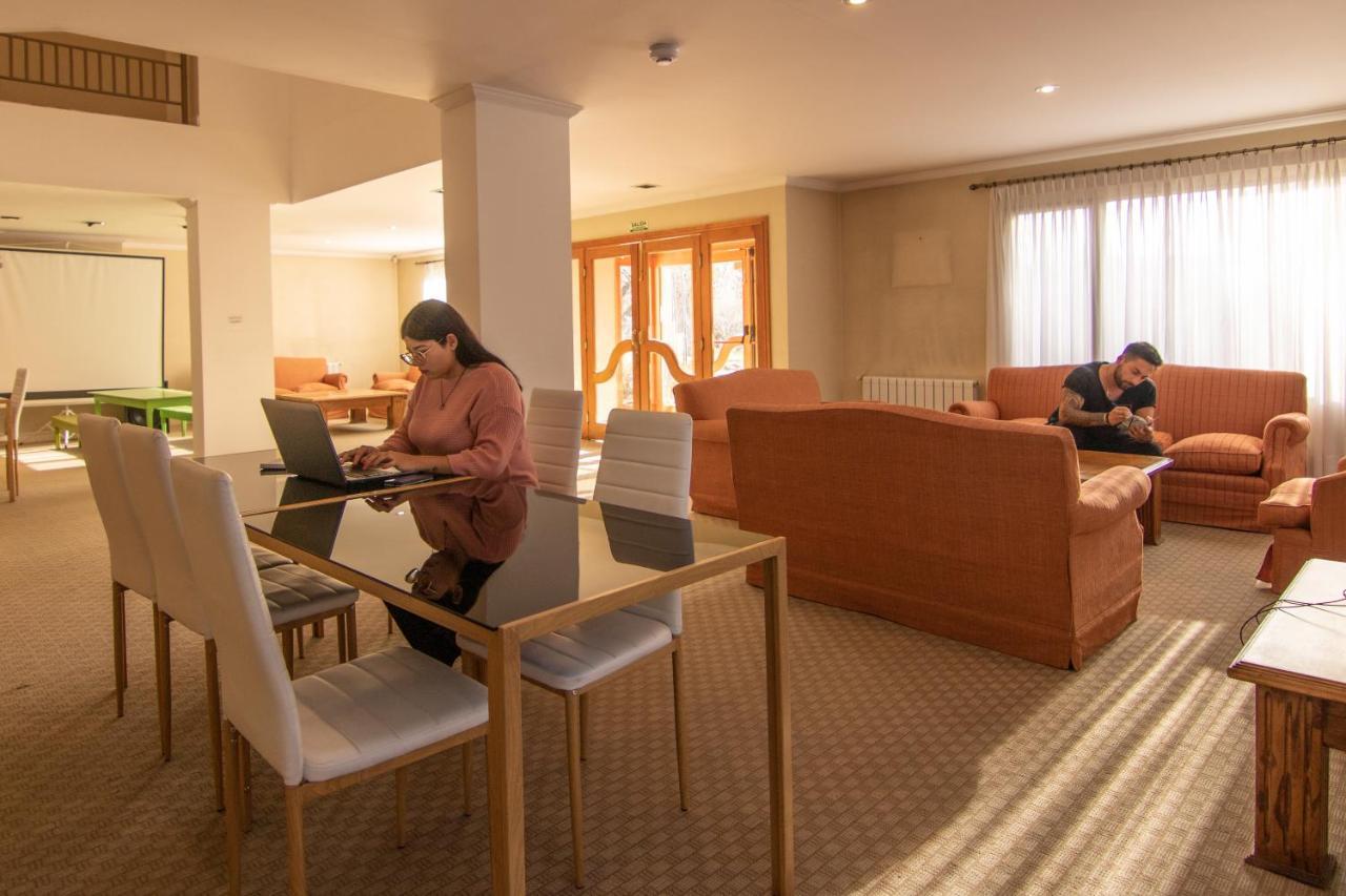 349 Suites El Calafate Buitenkant foto